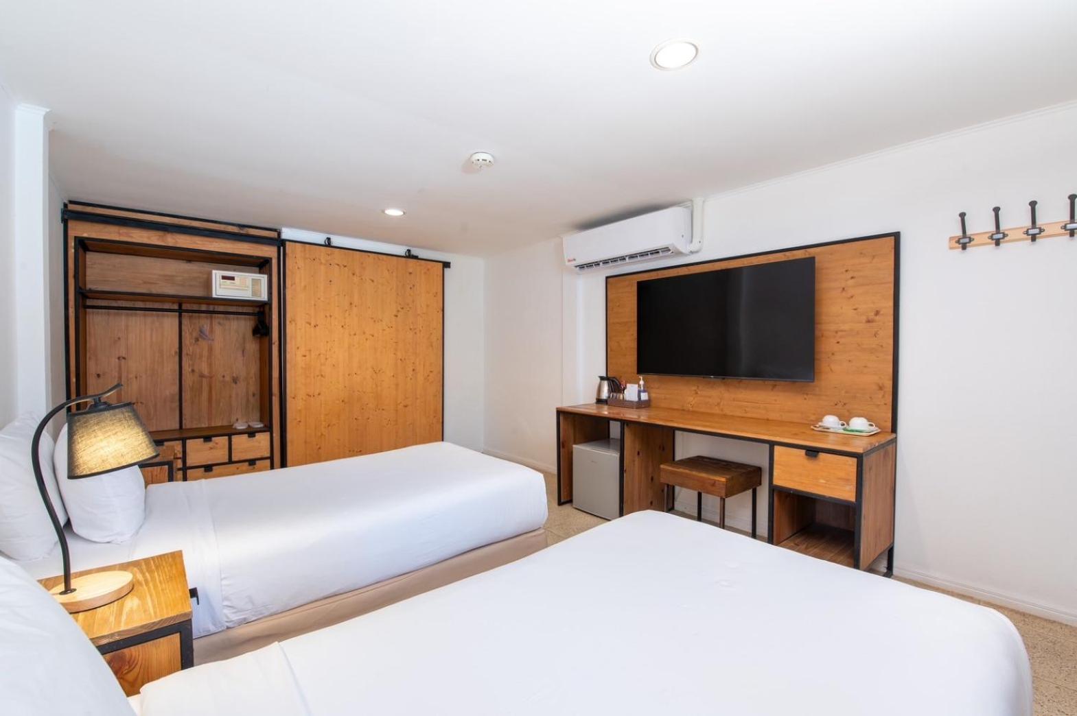 Dolphin Bay Beach Resort Sam Roi Yot Eksteriør bilde