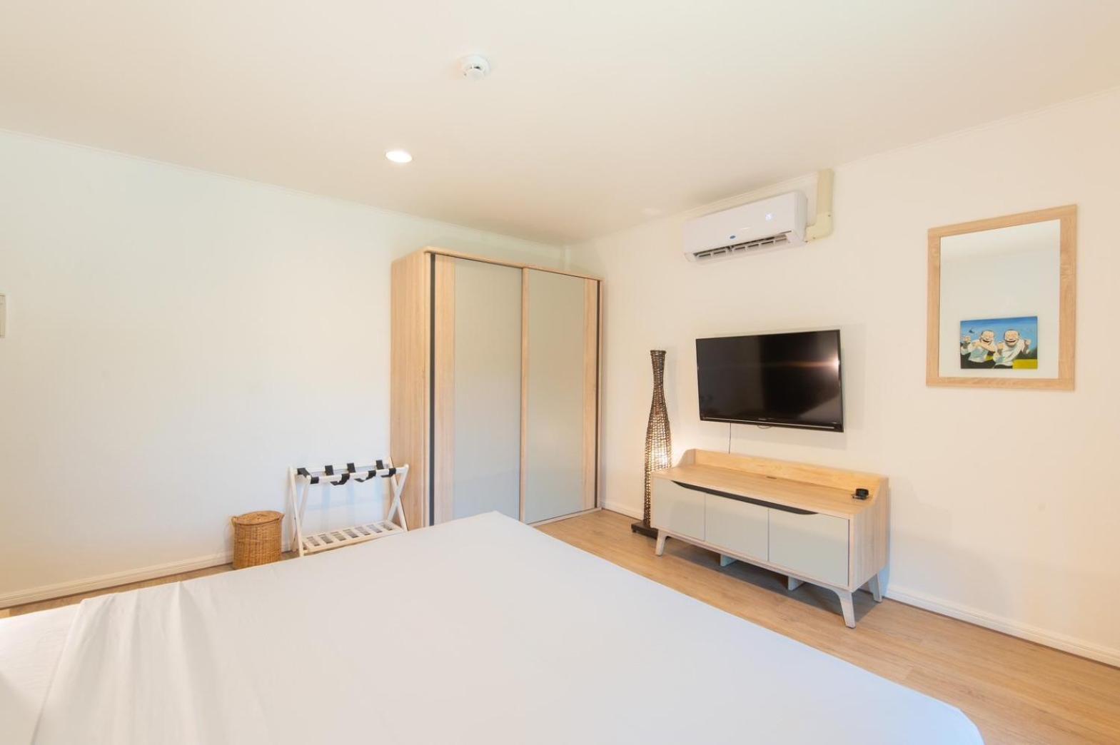 Dolphin Bay Beach Resort Sam Roi Yot Eksteriør bilde