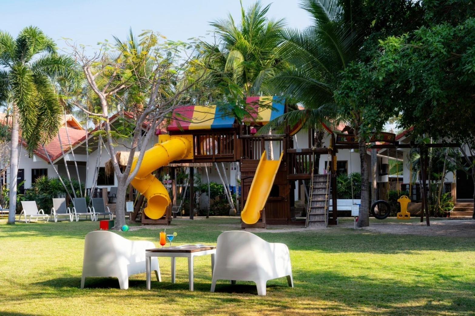 Dolphin Bay Beach Resort Sam Roi Yot Eksteriør bilde